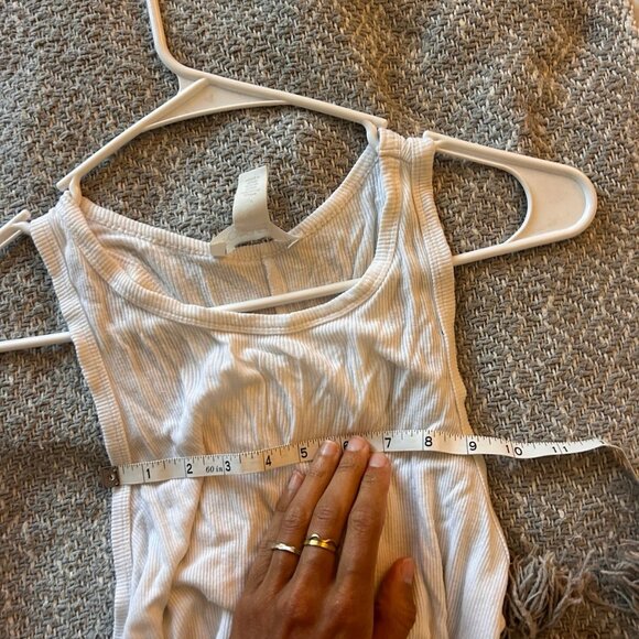 Forever 21 White Ribbed Tank Top – Size M - Picture 5 of 5